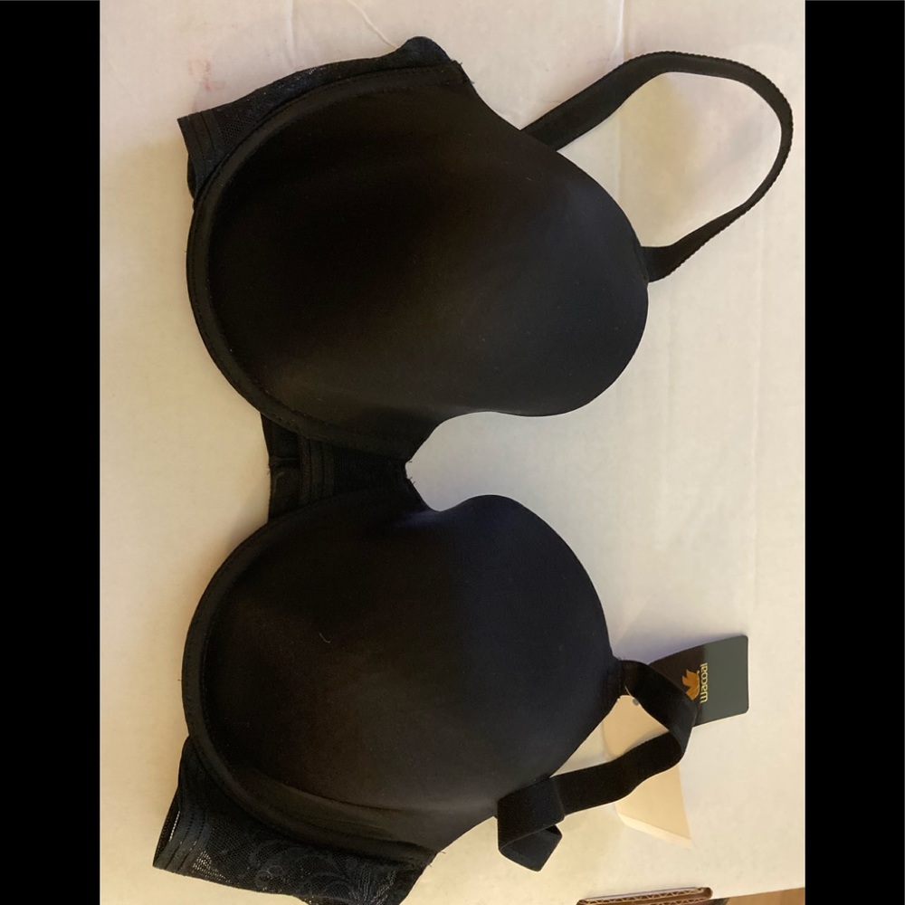 Wacoal 36DD bra. NWT